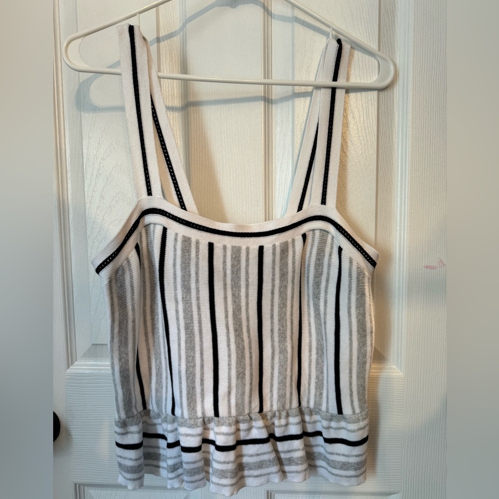 Banana Republic women’s sweater tank size small